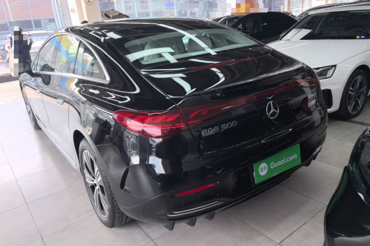 奔驰EQE 2025款 500 4MATIC 豪华版车身外观6005
