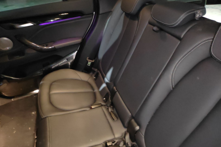 宝马X1 2020款 sDrive20Li 时尚型中控内饰7004