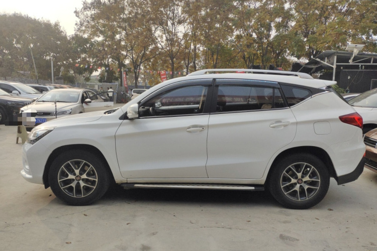 比亚迪 宋 2017款 盖世升级版 1.5TID 自动精英型车身外观6003