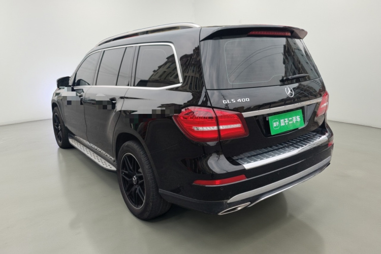 奔驰GLS 2018款 GLS 320 4MATIC车身外观5