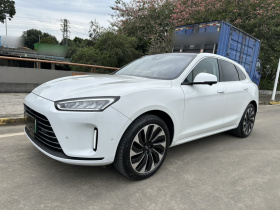 鸿蒙智行 问界M5 2022款 增程四驱至臻版