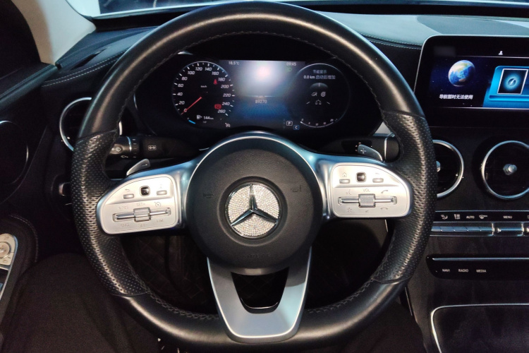 奔驰C级 2021款 C 260 L 运动版中控内饰13