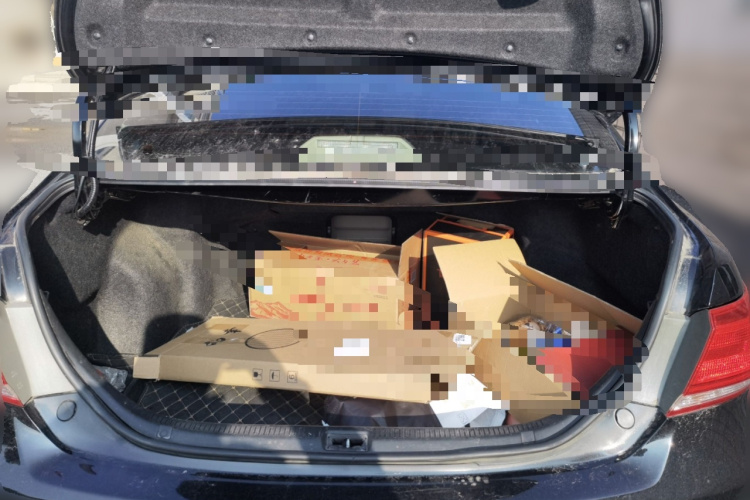 丰田 凯美瑞 2013款 200E 经典精英版中控内饰23