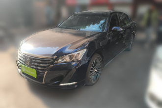 丰田 皇冠 2018款 2.0T 运动版