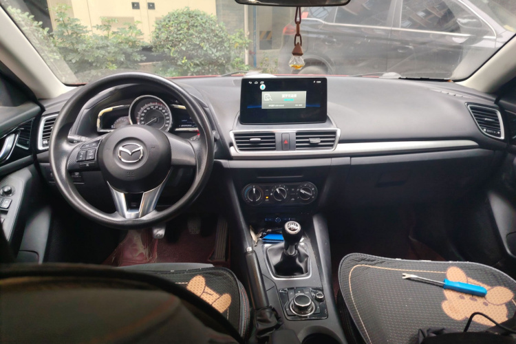 马自达3 昂克赛拉 2016款 三厢 1.5L 手动舒适型中控内饰7002