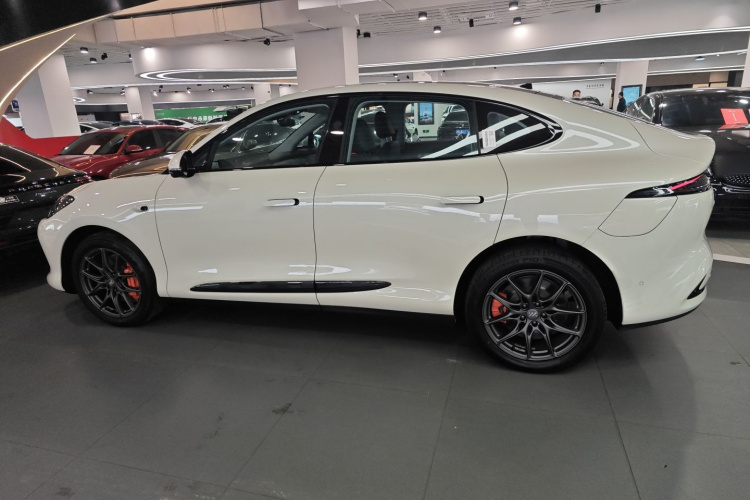 智己汽车 智己LS6 2025款 灵蜥智驾版车身外观6003