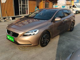 沃尔沃V40 2017款 T3 智逸版