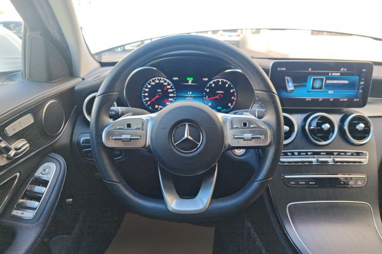 奔驰C级 2021款 C 260 L 运动版中控内饰13