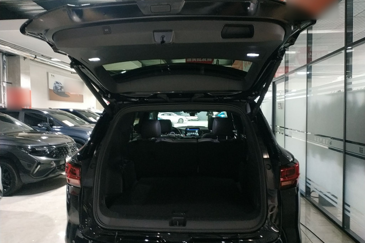 雪佛兰 开拓者 2023款 轻混 650T RS Twin-Clutch四驱 擎版局部细节23