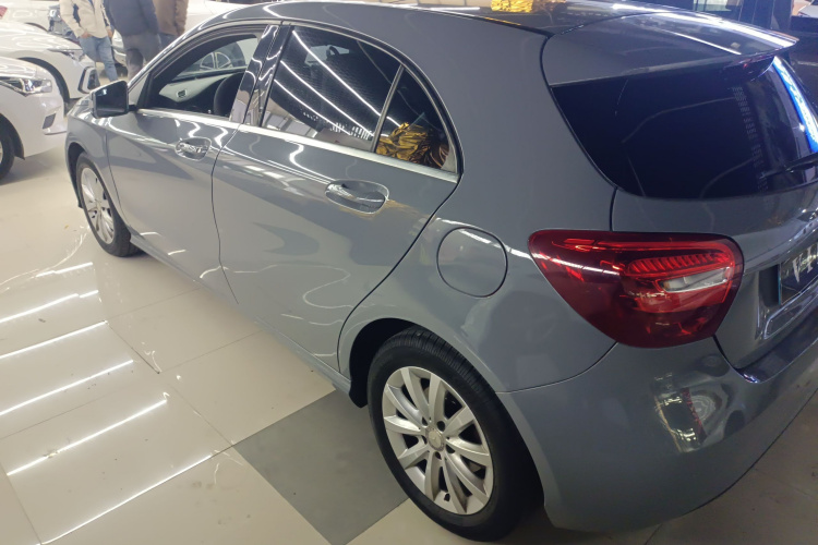 奔驰A级(进口) 2017款 A 180车身外观6003