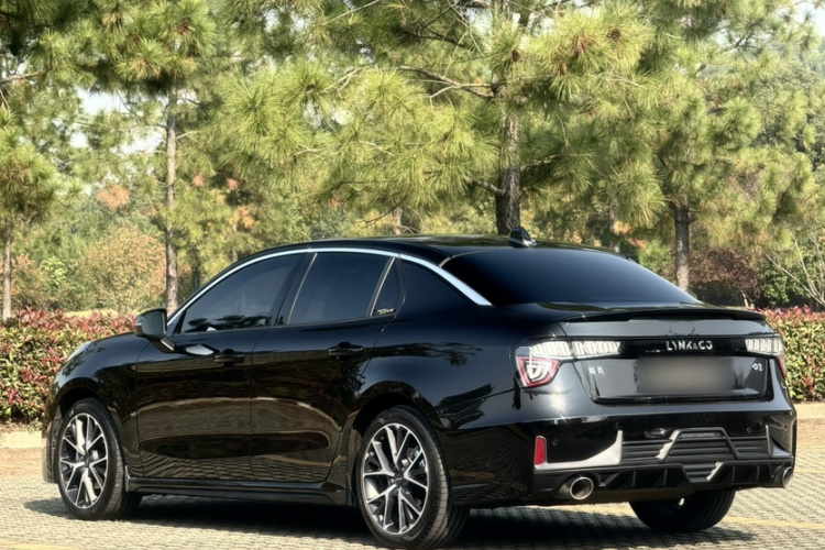 领克03 2021款 2.0TD 自动劲 冠军版车身外观6004