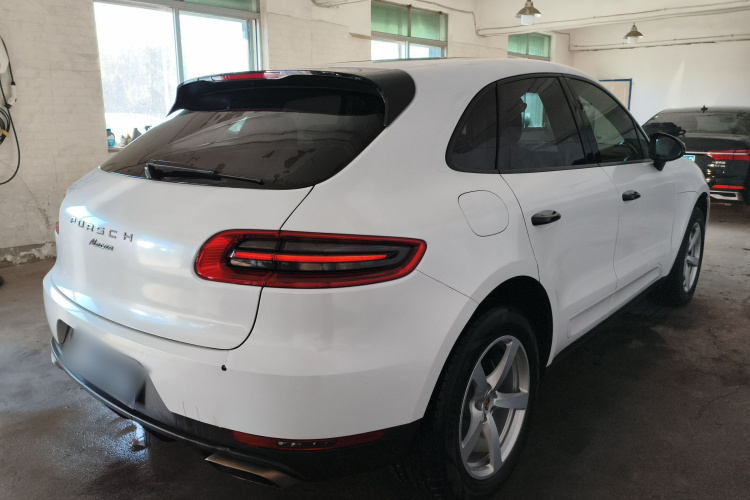 保时捷 2014款 Macan 2.0T车身外观7