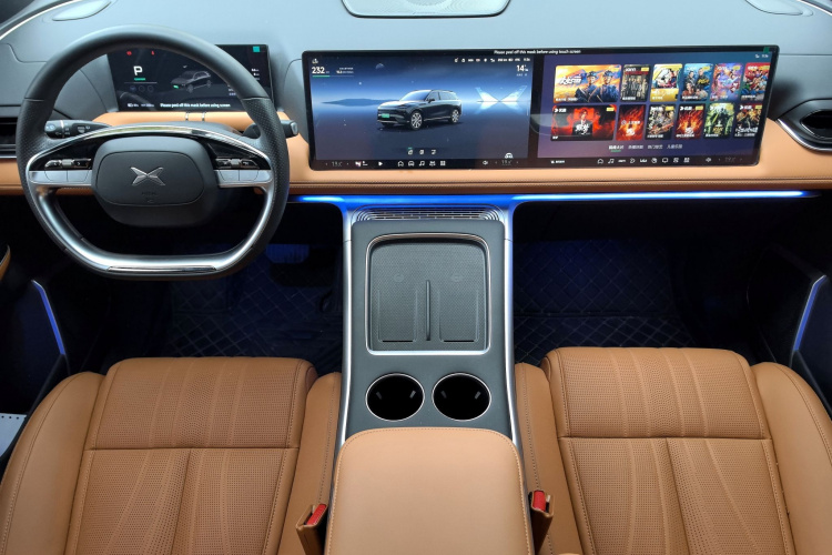 小鹏G9 2024款 702 Pro中控内饰7002