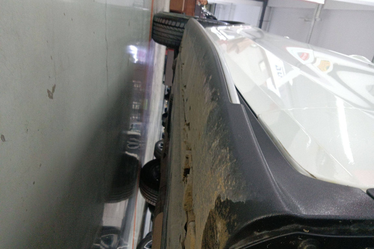 奔驰GLC 2021款 GLC 300 L 4MATIC 动感型机舱底盘29