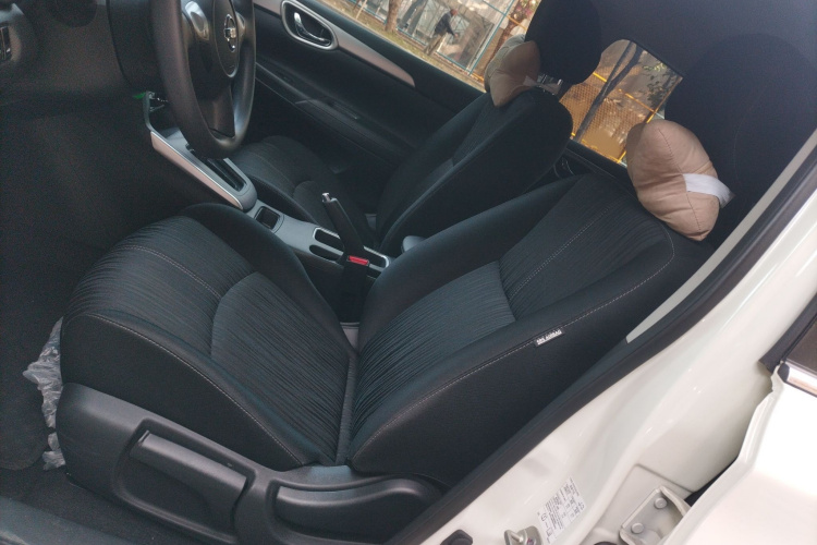 日产 轩逸 2022款 经典 1.6XE CVT舒适版局部细节19