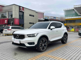 沃尔沃XC40 2021款 T4 四驱智远豪华版