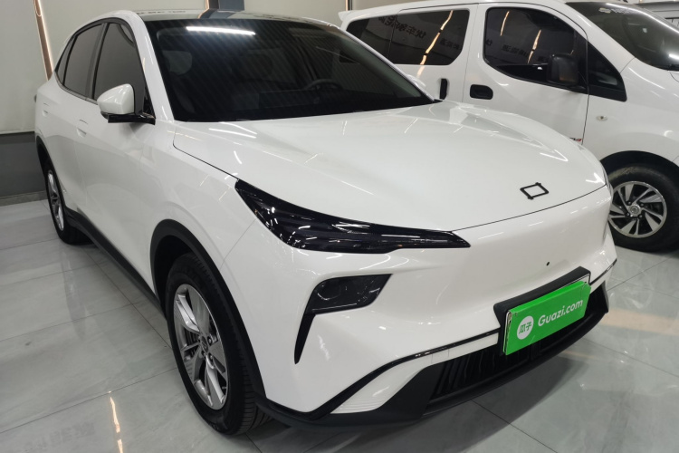 奔腾 悦意03 2025款 445km 欢悦版车身外观3