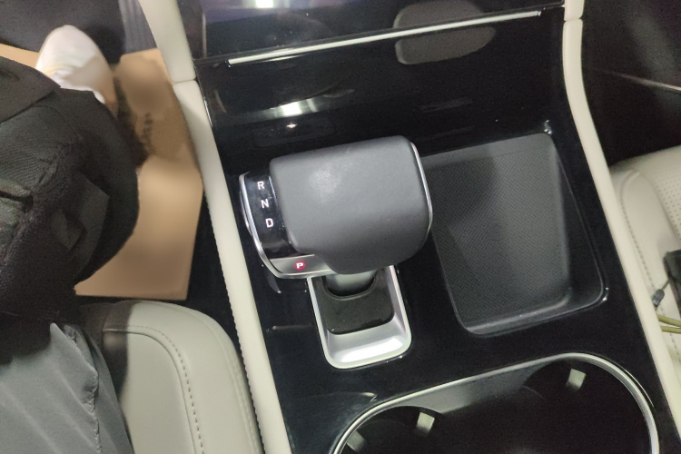 理想汽车 理想ONE 2020款 增程6座版局部细节18