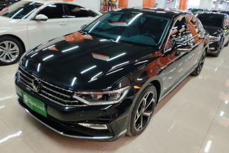 大众 迈腾 2023款 200万辆纪念版 330TSI DSG豪华型