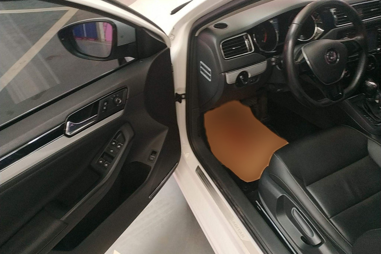 大众 速腾 2016款 230TSI 25周年纪念版中控内饰7003