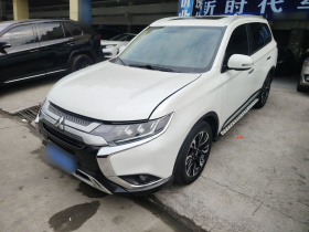 三菱 欧蓝德 2019款 2.4L 四驱致享版 5座 国V