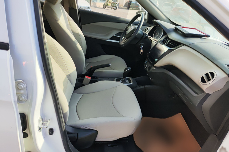 雪佛兰 2018款 赛欧3 1.3L AMT理想版局部细节41