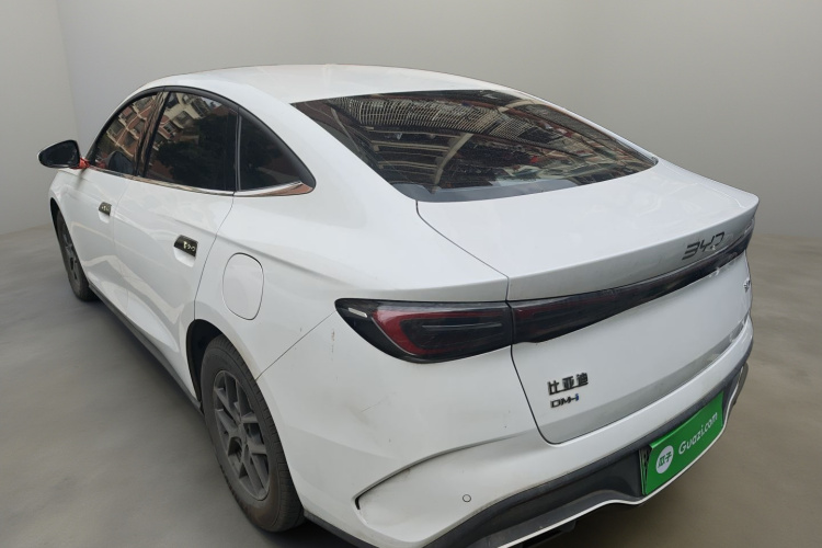 比亚迪 海豹06新能源 2024款 DM-i 80KM尊贵型车身外观5