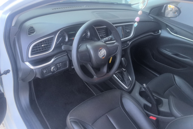 别克 英朗 2021款 1.3T 自动轻混动精英型中控内饰12