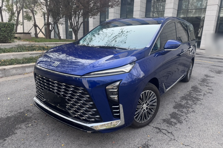 别克GL8新能源 2024款 陆尊 奢享版 6座车身外观1