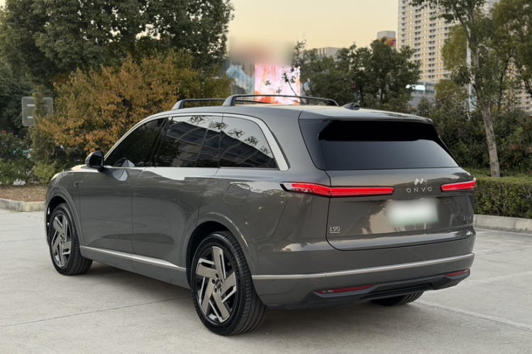 乐道L90 2025款 Max 六座版车身外观6004