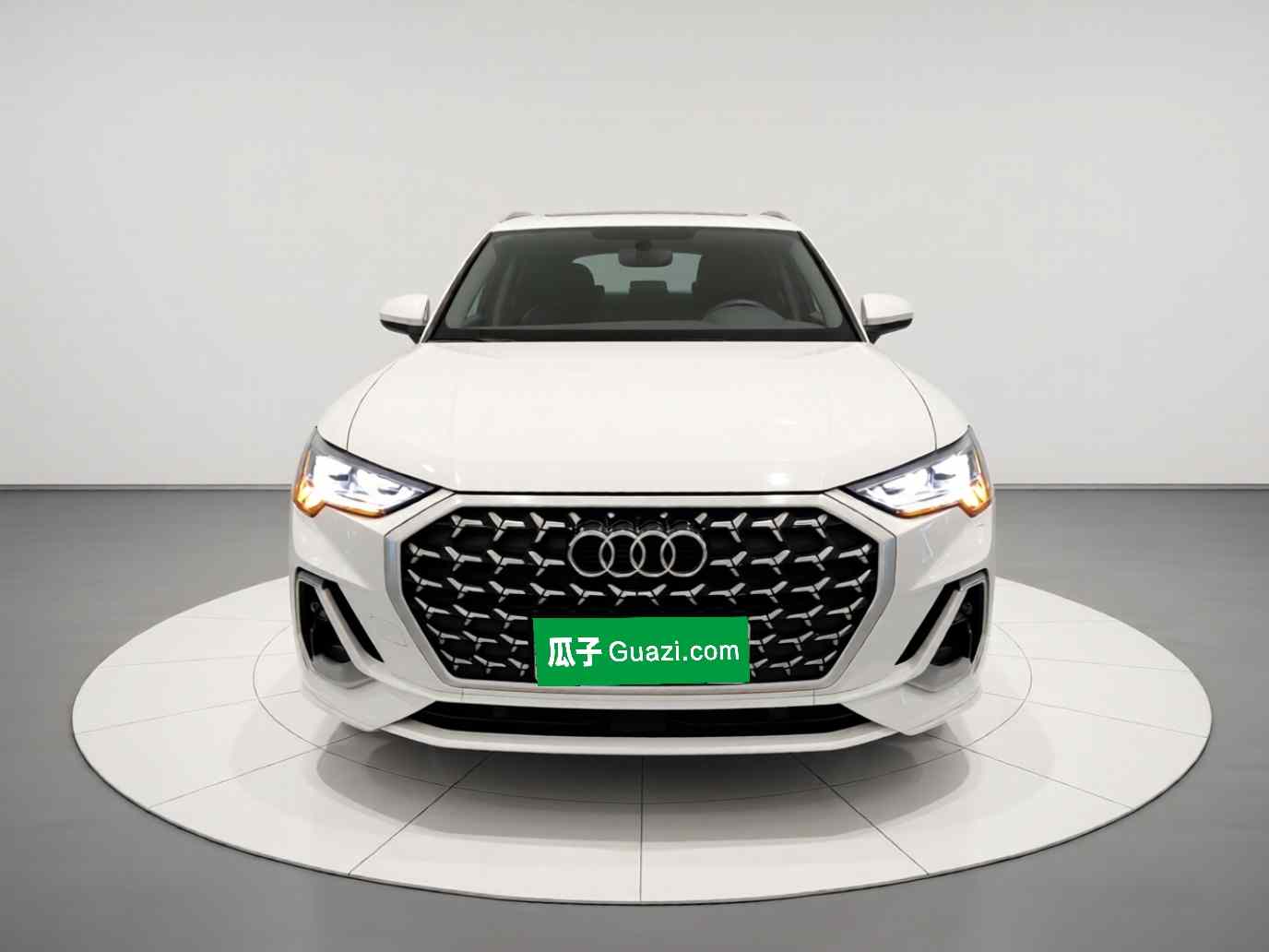 奥迪Q3 2024款 40 TFSI 时尚动感型(1)
