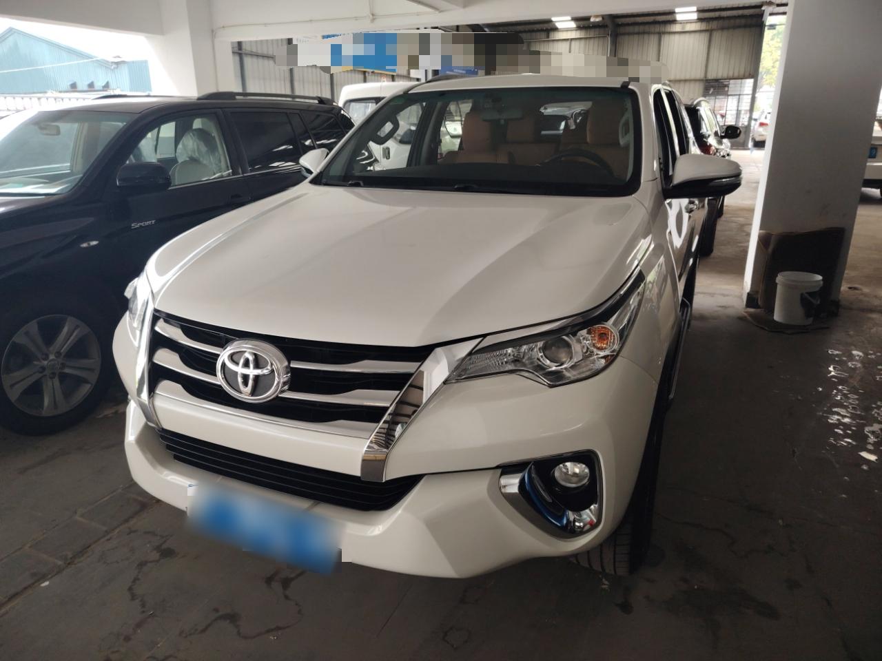 2017款 4Runner(进口) 4.0 四驱 SR5 Premium 美规图片