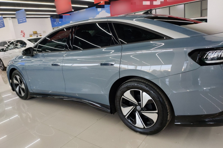 大众ID.7 VIZZION 2024款 AIR车身外观4