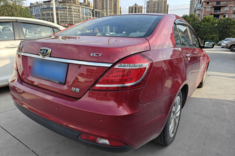 吉利汽车 帝豪 2014款 三厢 1.5L 手动精英型车身外观6005