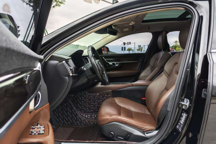 沃尔沃S90 2018款 T4 智逸版中控内饰7003