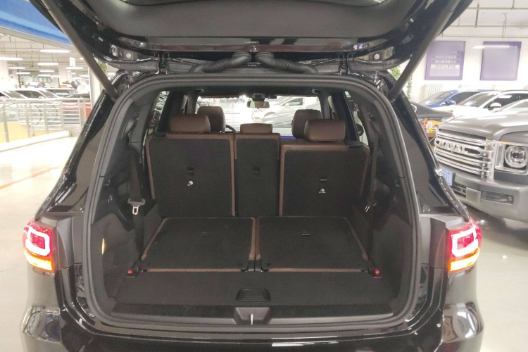 奔驰GLB 2022款 GLB 220 时尚型局部细节23