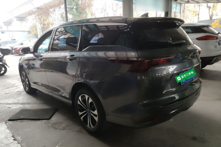 五菱汽车 五菱凯捷 2020款 1.5T CVT旗舰型车身外观4