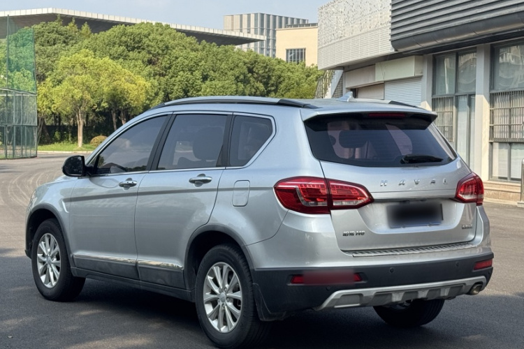 哈弗H6 2021款 运动版 1.5T 手动精英智联型 U型格栅车身外观6005