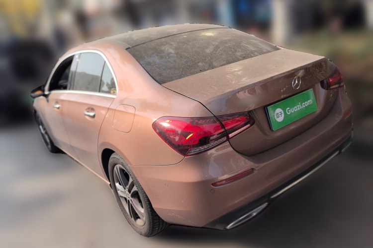 奔驰A级 2019款 改款 A 200 L车身外观6003