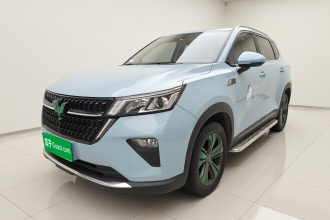 五菱汽车 五菱星辰 2021款 1.5T 手动星光版