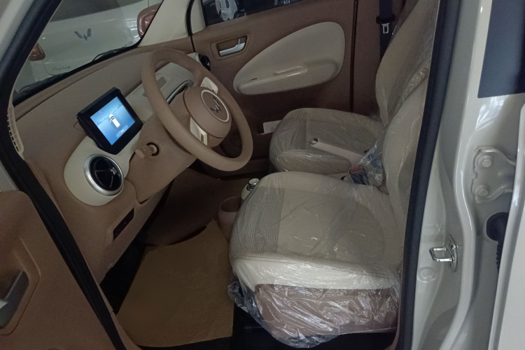 五菱汽车 宏光MINIEV 2025款 四门版 进阶款中控内饰19