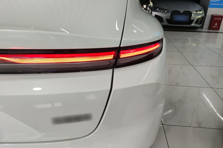 蔚来ET5 2022款 75kWh车身外观6006