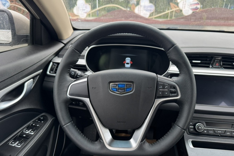 吉利汽车 帝豪 2018款 1.5L 手动向上互联版中控内饰7003