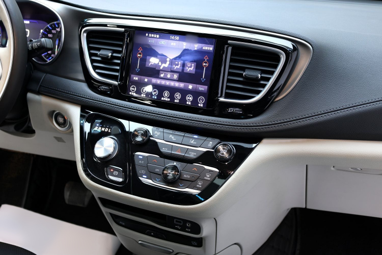 克莱斯勒 大捷龙(进口) 2017款 3.6L 尊享版局部细节16