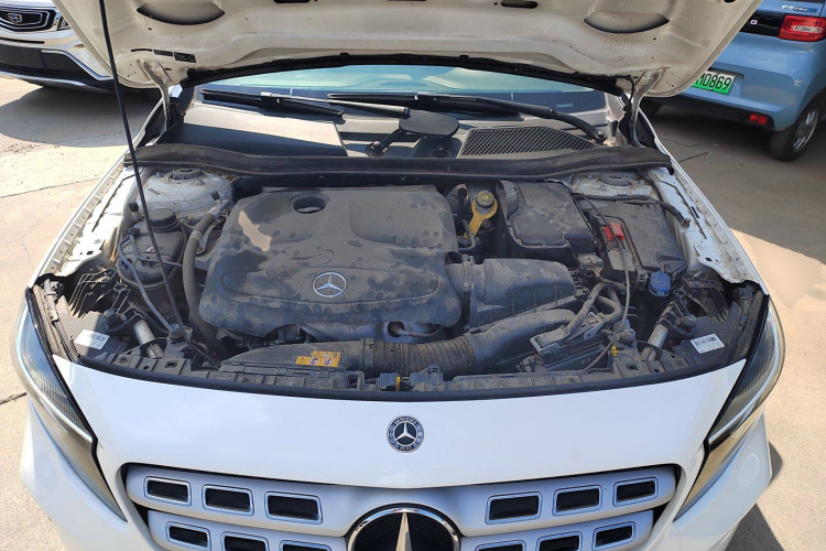 奔驰GLA 2018款 GLA 200 动感型局部细节24