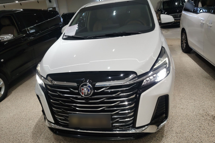 别克GL8 2023款 陆上公务舱 智享型车身外观2