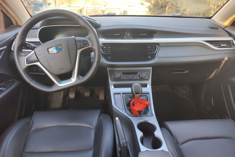 吉利汽车 帝豪 2018款 1.5L 手动向上互联版中控内饰12