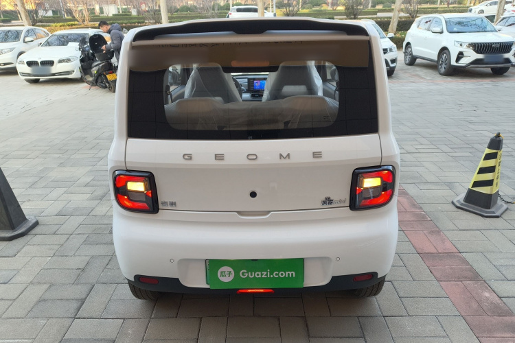 吉利银河 熊猫 2025款 210km 元气熊车身外观6004