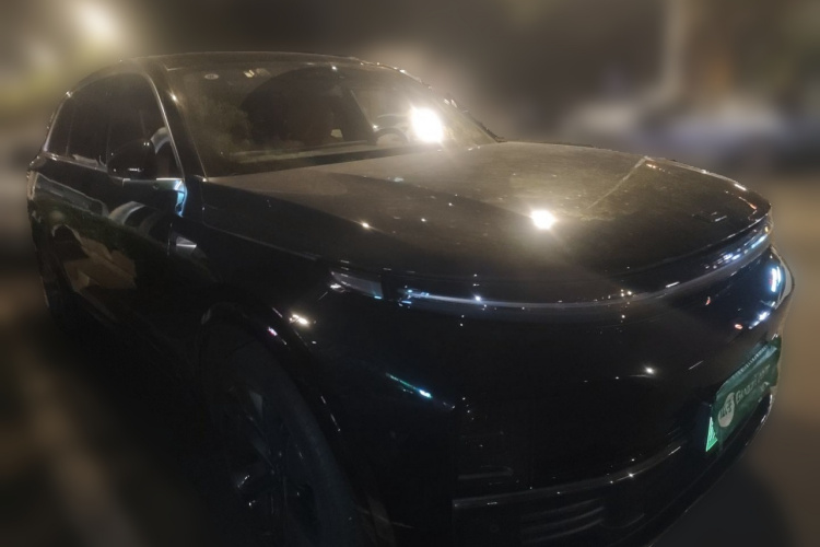 理想汽车 理想L7 2023款 Air车身外观3