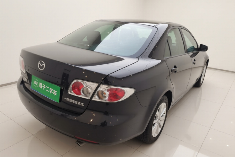 马自达6 2014款 2.0L 自动经典型车身外观7